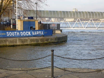 River Thames high water level