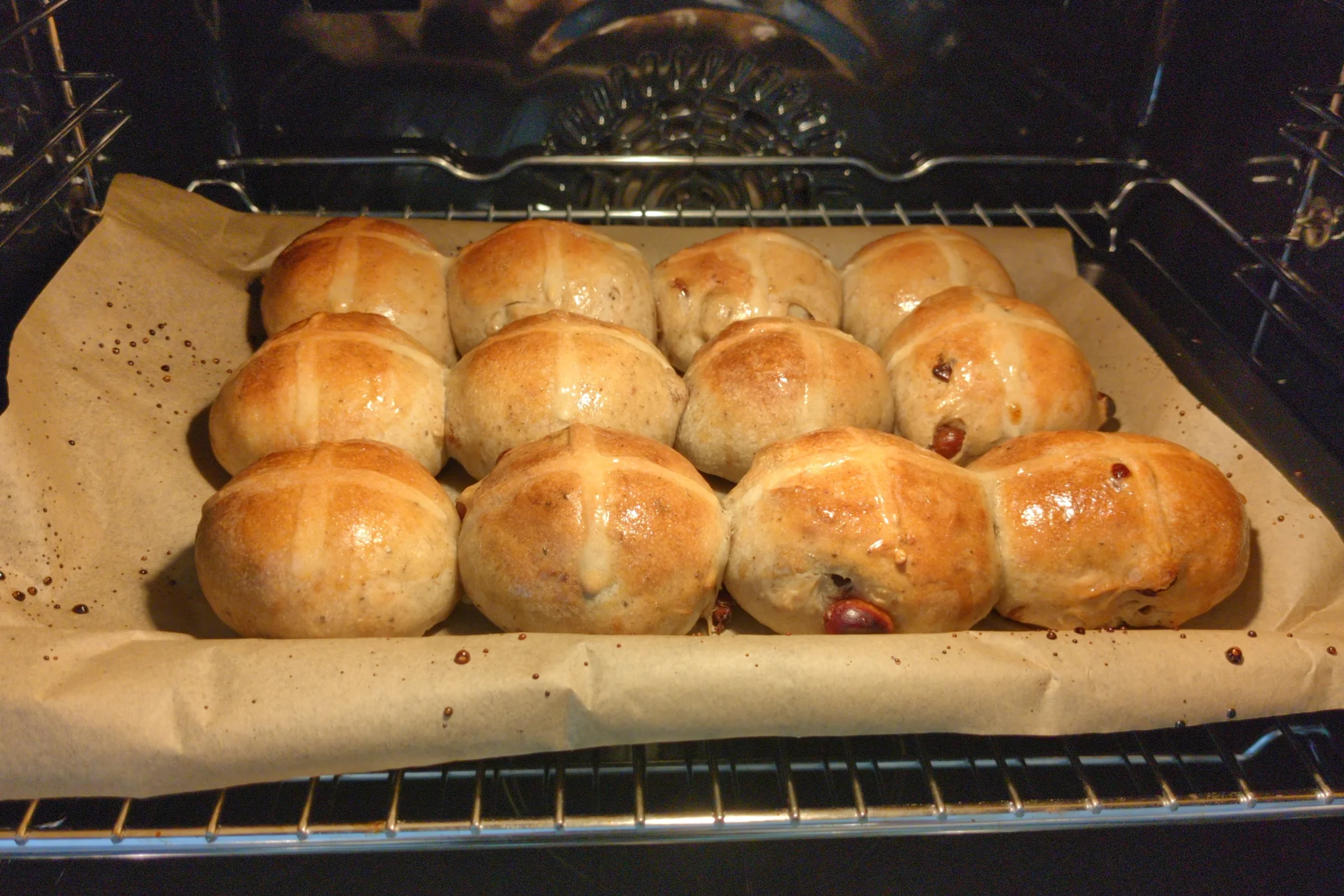 Hot cross buns in the oven
